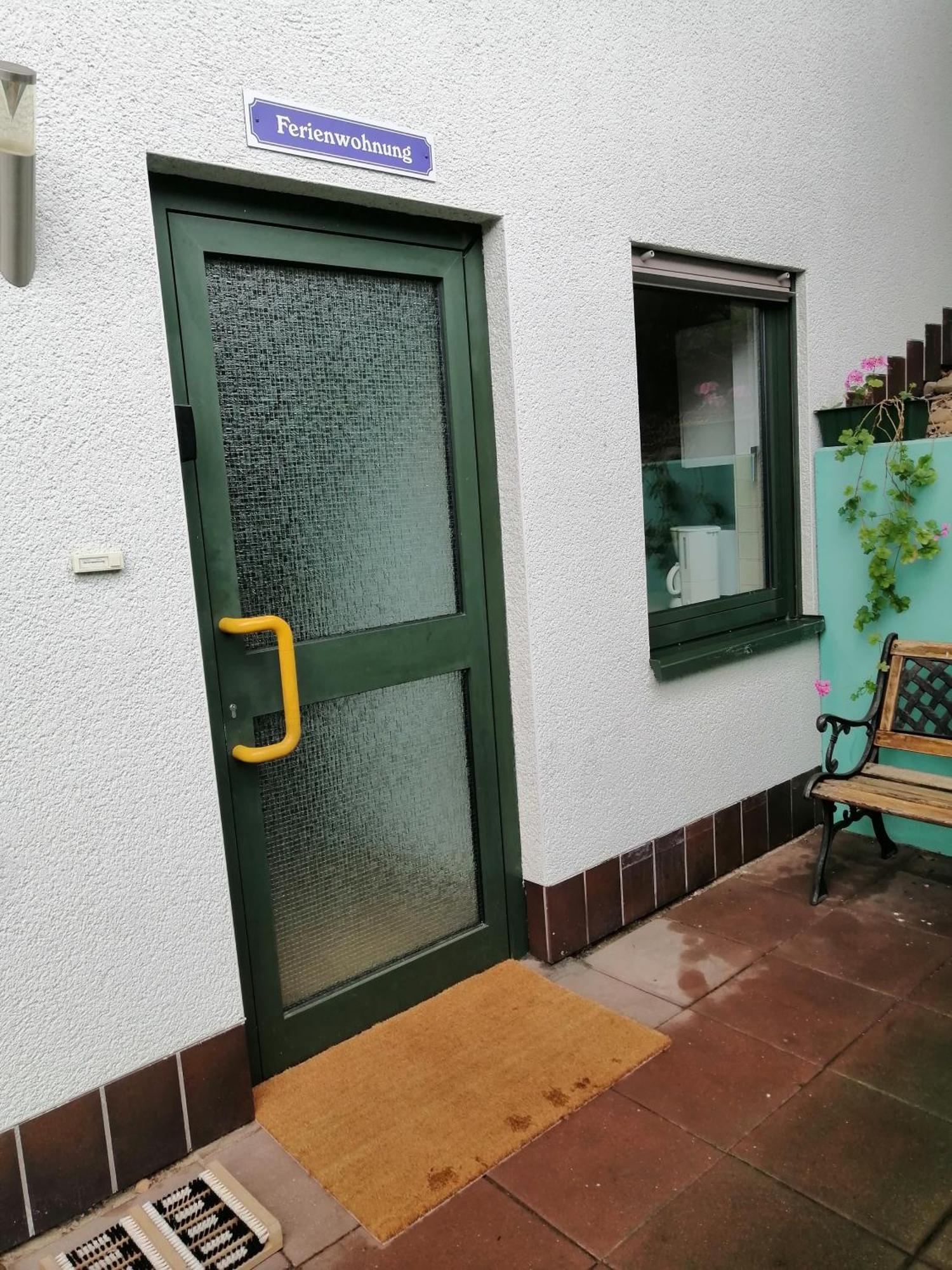 Haus Mohr - Ferienwohnung Im Taunus Weilmunster Exterior photo